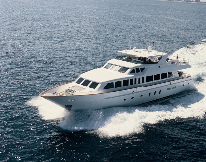 Yacht FREEDOM R, a Hargrave superyacht CHARTERWORLD Luxury Superyacht